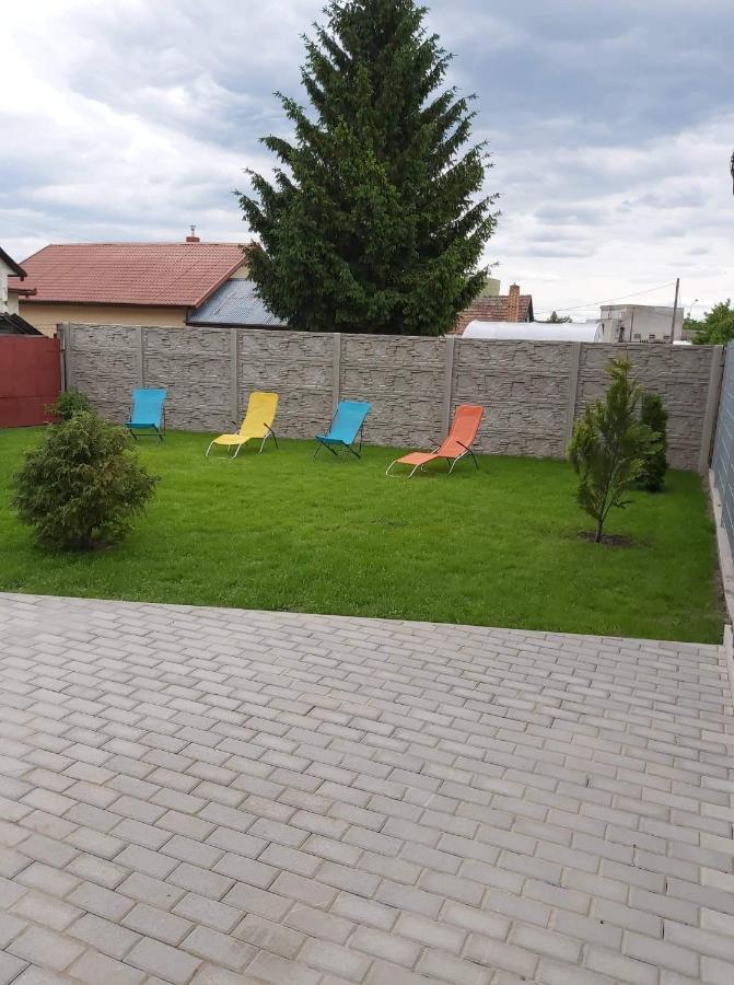 Bekivi Apartmany Dunajská Streda エクステリア 写真