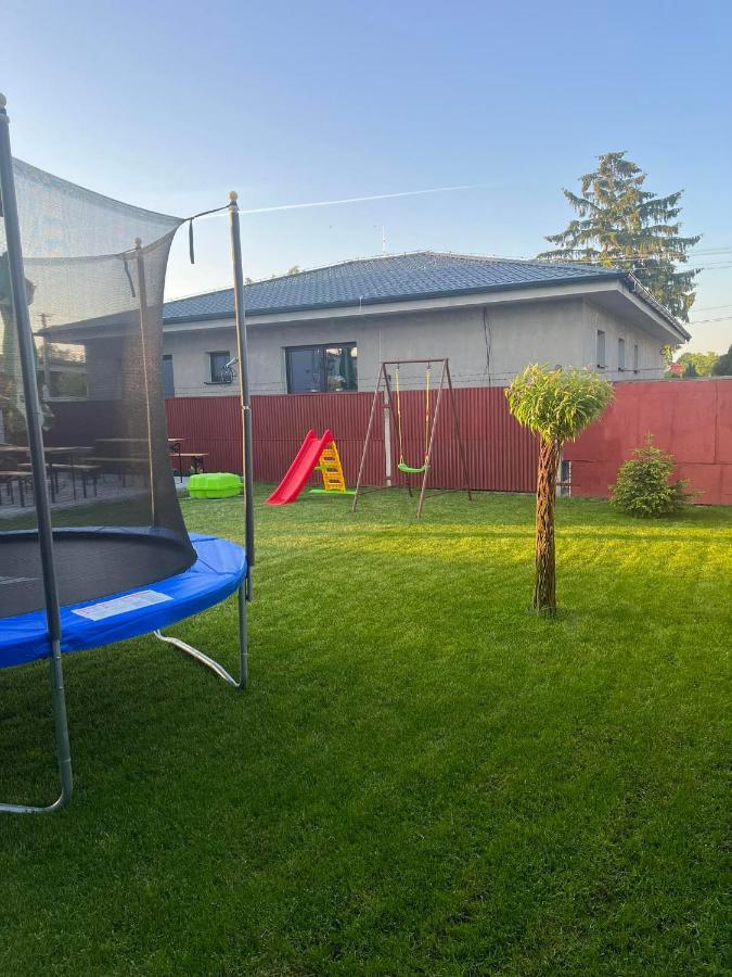 Bekivi Apartmany Dunajská Streda エクステリア 写真